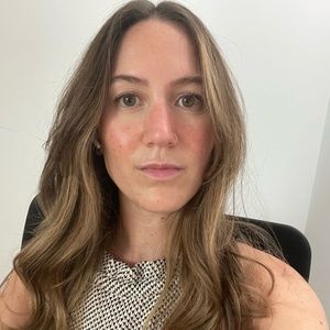 Meet the Posher, Lauren